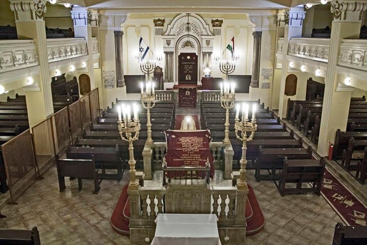 Inside Budapest Living Jewish Community: Private 2-Hour Synagogue Tour by Car photo 5
