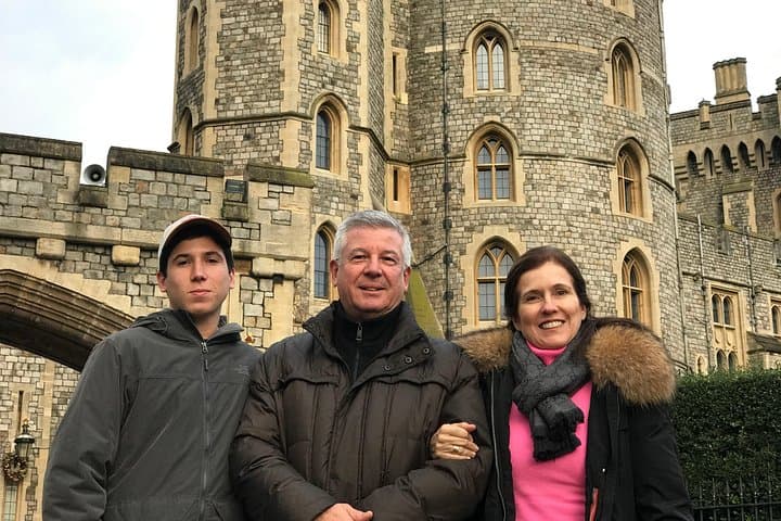 Young Victoria's London: Windsor Castle & Kensington Palace — Day Tour Guide photo 2