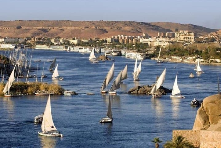 Sail a Traditional Felucca on Luxor's Nile at Sunset