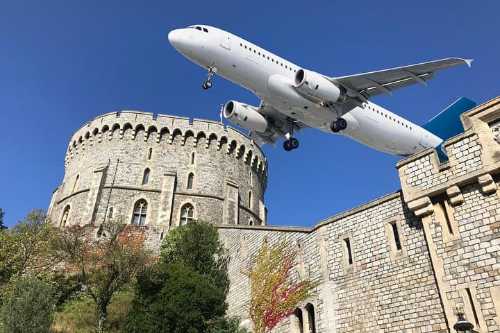 Windsor Castle Layover Tour from Heathrow — Private Half-Day Visit to Britain’s Oldest Inhabited Castle photo 1