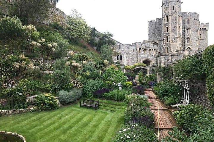 Windsor Castle Layover Tour from Heathrow — Private Half-Day Visit to Britain’s Oldest Inhabited Castle photo 4