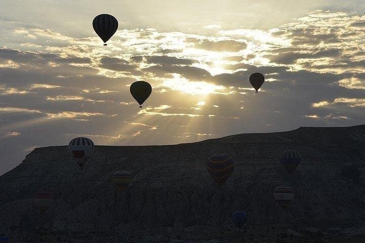 Cappadocia Hot Air Balloon Sunrise: Small-Group Comfort Flight with Champagne