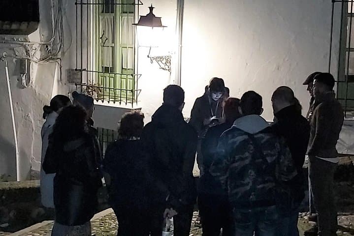 Granada Night Legends Tour: Albaicín Ghost Walk in Spanish photo 3