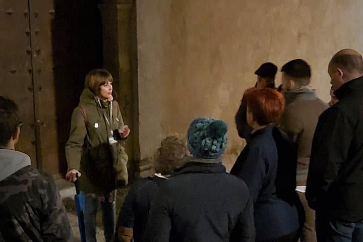 Granada Night Legends Tour: Albaicín Ghost Walk in Spanish photo 5
