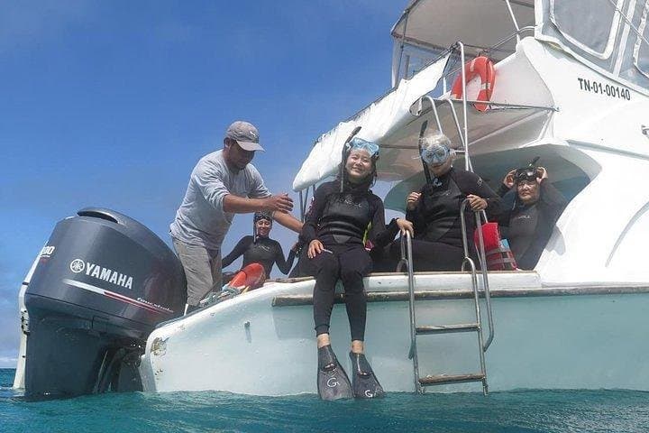 Full-Day Pinzón Island Snorkel & La Fe Coastal Hike from Puerto Ayora photo 4
