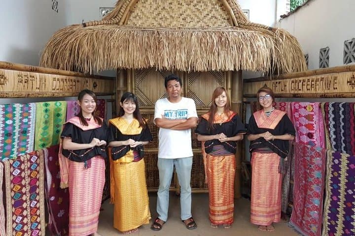 Lombok Shore Excursion: Benang Kelambu, Sukarara & Banyumulek in a Day photo 3