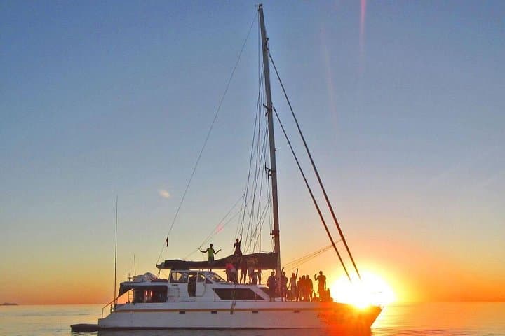 Airlie Beach Private Half-Day Yacht Charter — Whitsundays Snorkel, SUP & Sunset Sail photo 2