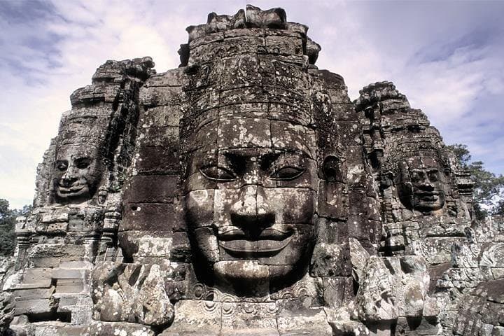 Full-Day Phnom Kulen: Waterfalls, the River of 1000 Lingas & Reclining Buddha photo 4
