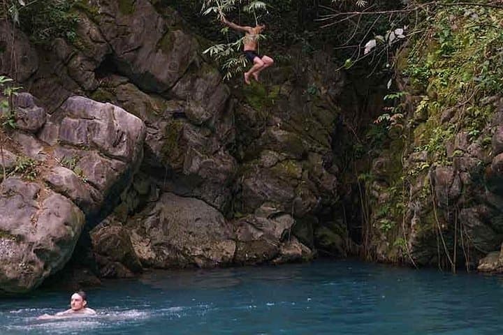 Elephant Cave and Ma Da Valley Jungle Trek — Day Hike in Phong Nha photo 4