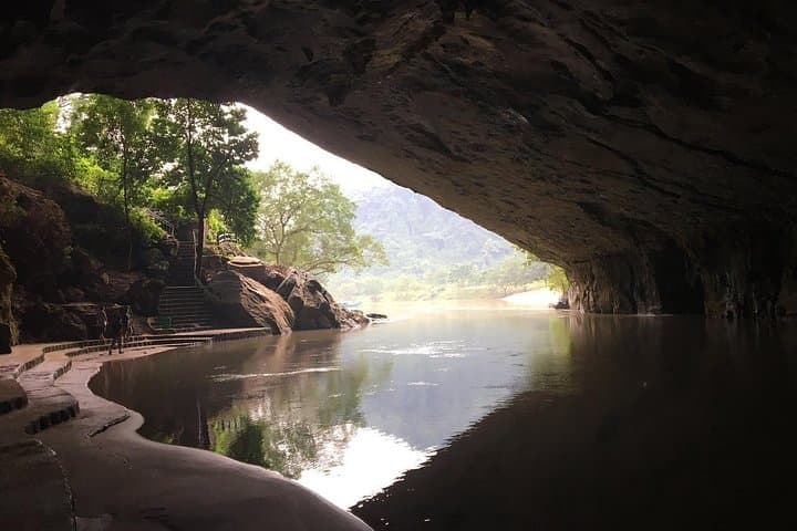 Kayaking 4.5km Inside Phong Nha Cave: Full-Day Cave Kayak & Hike photo 3