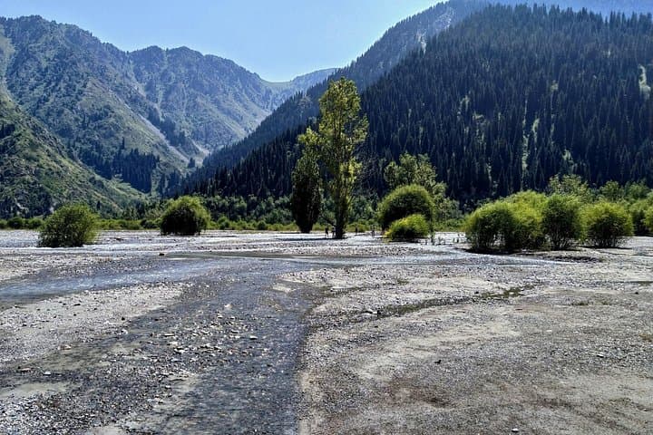 Issyk Lake Day Trip from Almaty: Boat Rides, Picnics & the Golden Man Museum photo 4