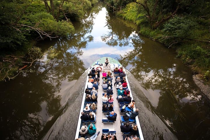 Paddan on Säveån: Gothenburg Canal Boat Tour Through the City’s ‘Amazonas’