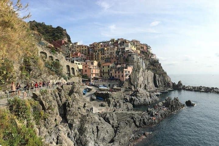 Cinque Terre Private Tour: Manarola, Vernazza & Monterosso by Boat photo 5