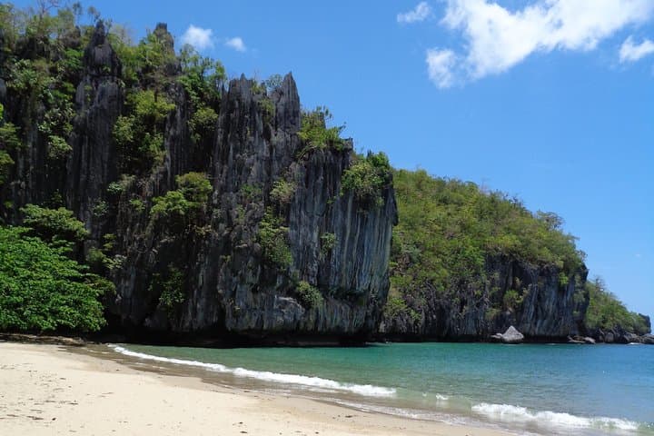 Five-Day Palawan: Puerto Princesa to El Nido Island Hopping & Underground River