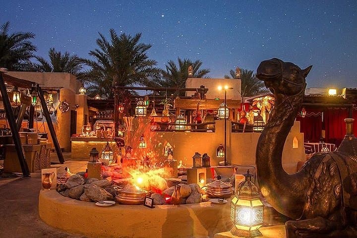 Private Red Dune Desert Safari & Bab Al Shams Dinner — Dubai Evening 4x4 Adventure photo 1