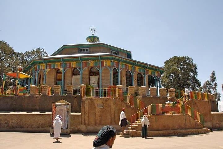 6-Day Ethiopia Tour: Addis Ababa, Lalibela Rock-Hewn Churches & Lake Langano photo 4