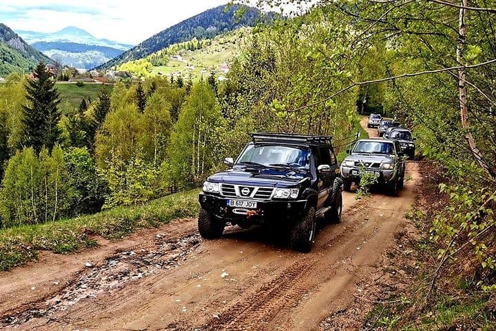 3-Day Transylvania 4x4 Off-Road Adventure: Bucegi, Bran & Traditional Villages photo 5