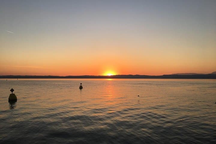 Sunset Boat Tour of Sirmione Peninsula with Prosecco photo 4