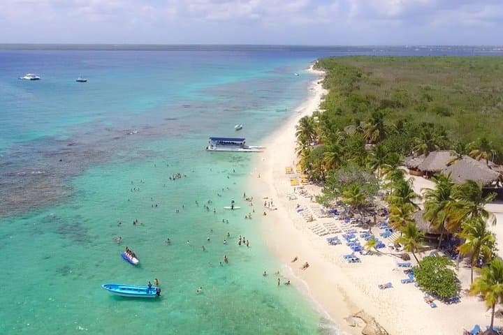 Catalina Island Snorkel & Altos de Chavón — Full-Day Excursion from Punta Cana photo 5