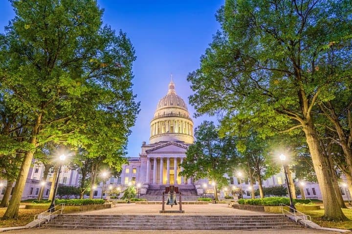 Charleston Scavenger Hunt: Discover West Virginia’s Cultural Crown photo 2