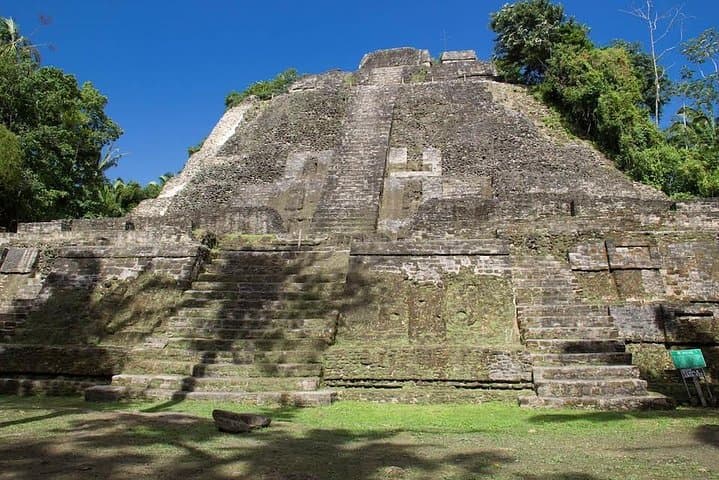 Lamanai and Scenic Boat Ride from Caye Caulker: New River to Ancient Temples