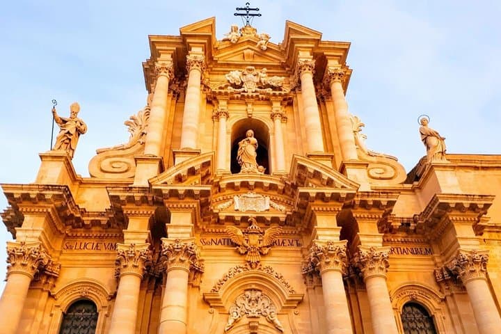 one-day-sicily-tour-from-malta-syracuse-etna-taormina photo 3