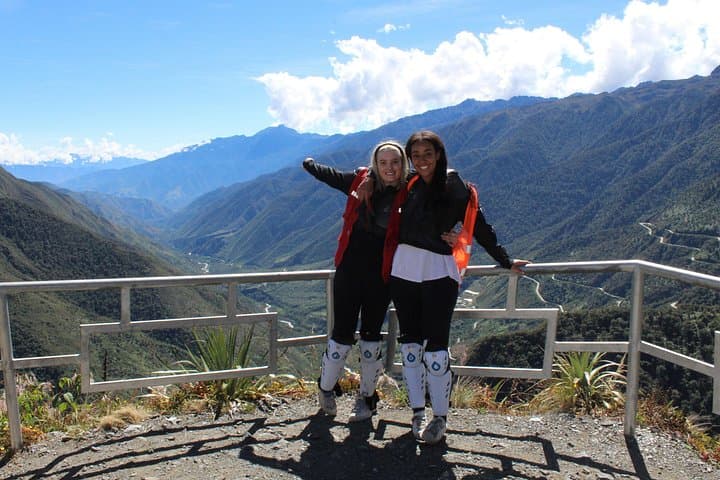Inka Jungle Trek: 4-Day Biking, Rafting and Hike to Machu Picchu photo 2