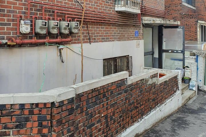 Seoul Parasite Film Locations Full-Day Tour — Walk the Movie’s Real Streets photo 6