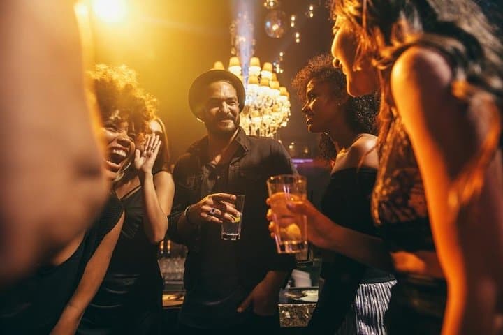 Explore El Paso After Dark: Self-Guided Bar Adventure Hunt photo 2
