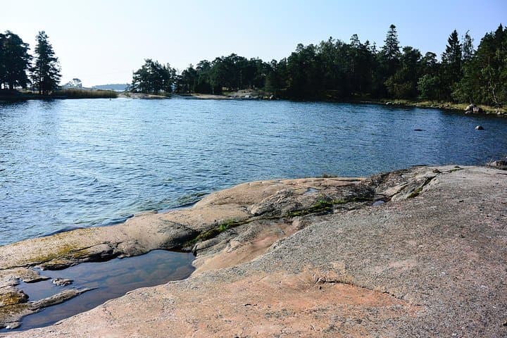 RIB to Redrib Cottage: Half-Day Archipelago Escape from Helsinki photo 4