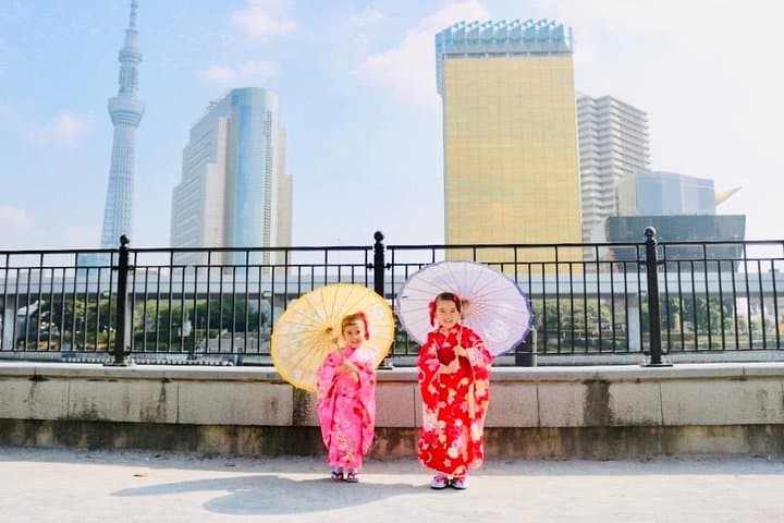Asakusa Rickshaw & Kimono Experience: Temple Stroll and Historic Street Tour photo 5