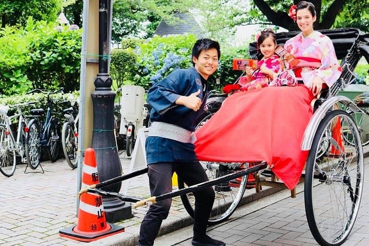 Asakusa Rickshaw & Kimono Experience: Temple Stroll and Historic Street Tour photo 6