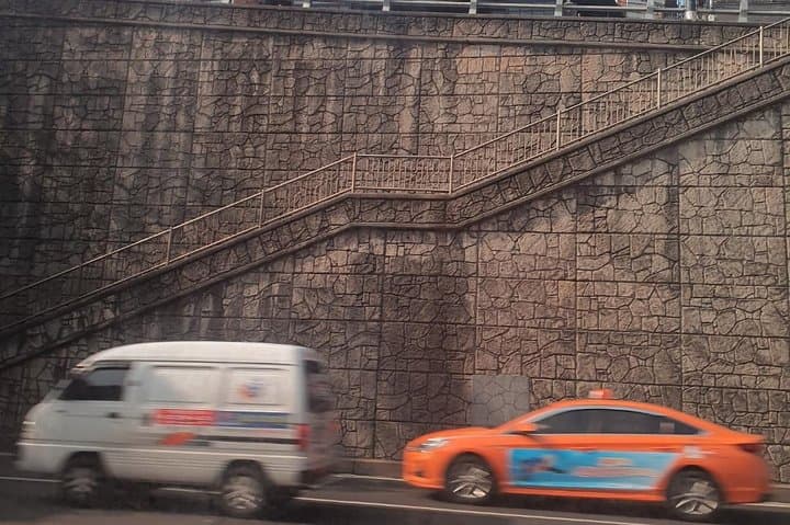 Seoul Parasite Film Locations Full-Day Tour — Walk the Movie’s Real Streets photo 3