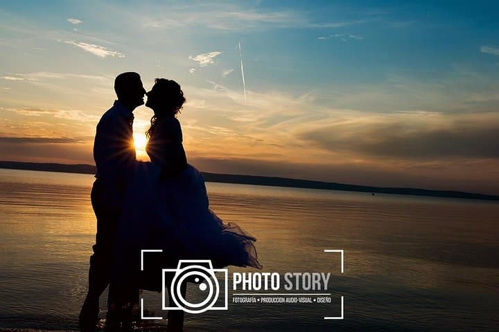 Puerto Vallarta Couples Photo Session — 2-Hour Beach & City Photo Shoot photo 3