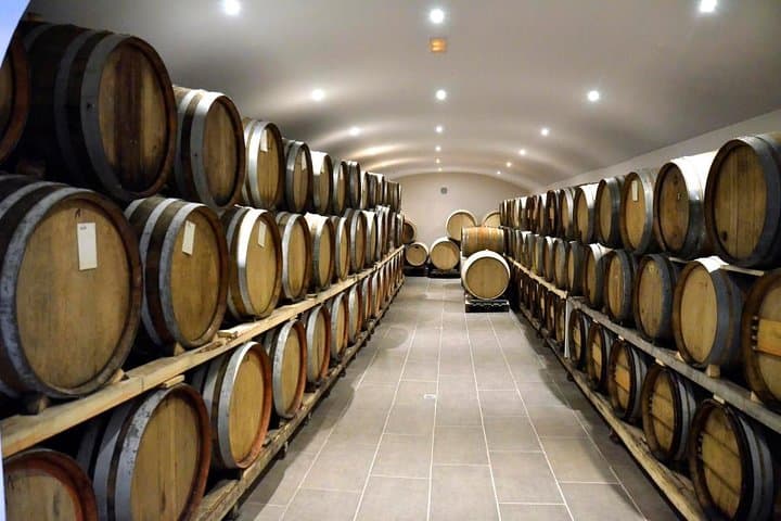 Santorini Easy Private Family Tour: Kamari Beach, Underground Wine Museum & Seaside Lunch photo 3