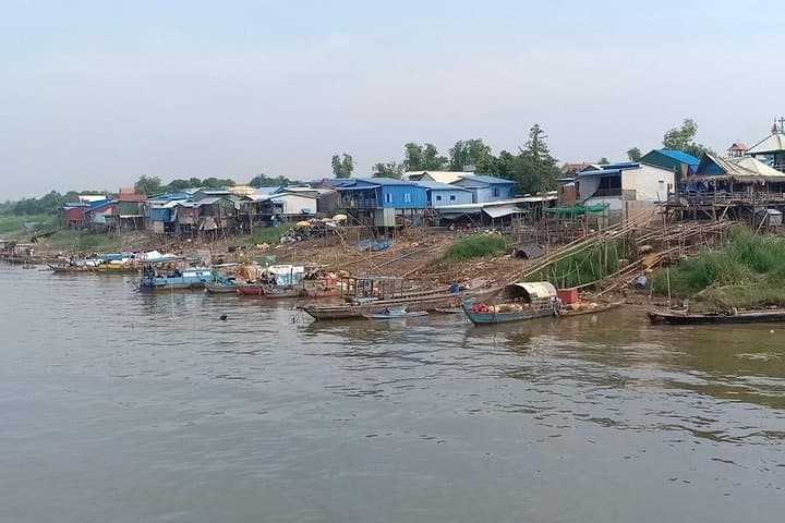 Phnom Penh Countryside Cycle Tour: 40km Cultural Ride & Mekong Ferry Crossing photo 5
