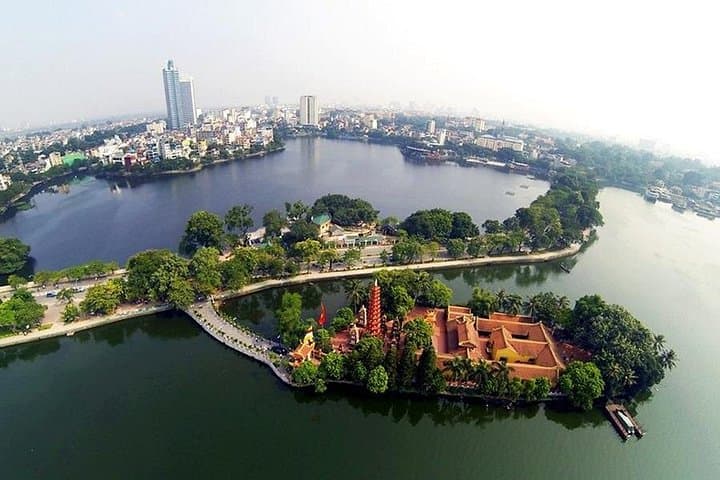 Hanoi City Deluxe: Full-Day Cultural & Temple Tour photo 6