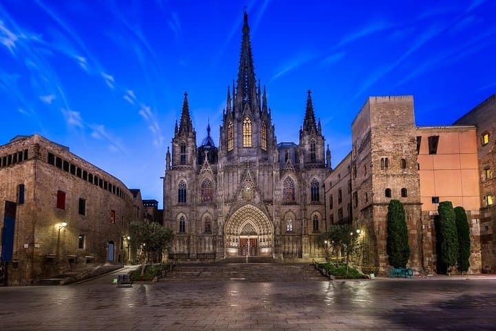Barcelona Catalonia Culture Scavenger Hunt — Self-Guided Walking Adventure photo 2