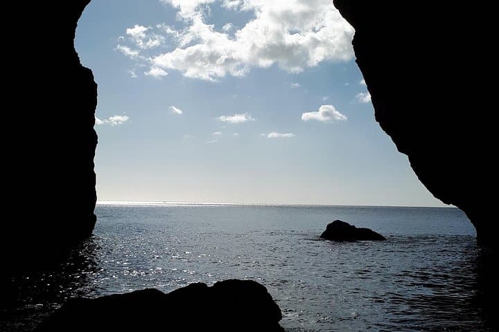 Benagil Cathedral Kayak Tour — Explore Algarve Sea Caves & Secret Beaches photo 4