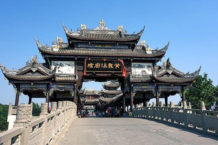 Private Day Tour: Leshan Giant Buddha & Huanglongxi Ancient Town from Chengdu photo 5