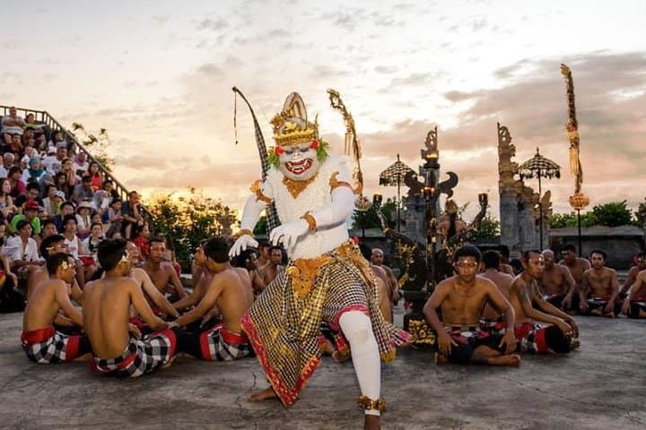 Experience the Uluwatu Temple Sunset & Kecak Fire Spectacle photo 3