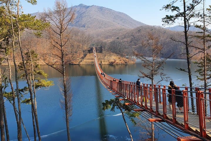 DMZ & Majang Lake Suspension Bridge Tour — History, Views, and Borderfront Hiking photo 5