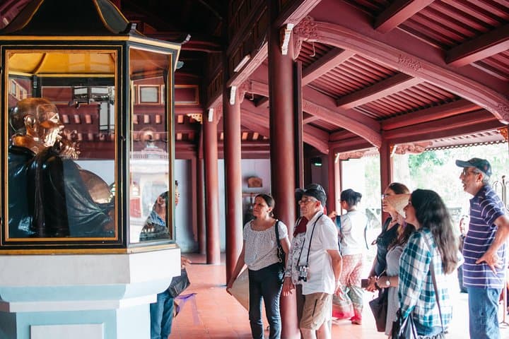 Hue Countryside Tour from Hoi An: Night Cyclo & Thuy Bieu Village Experience photo 2