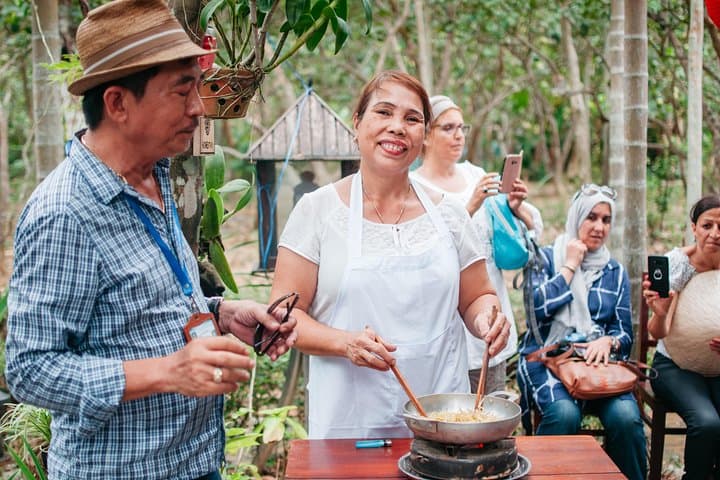 Hue Countryside Tour from Hoi An: Night Cyclo & Thuy Bieu Village Experience photo 5