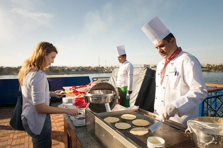 Nile Cruise Aswan to Luxor — 4-Day River Journey to Ancient Egypt photo 4