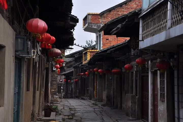 Daxu Old Town and Yaoshan Tea Plantation Day Tour — Guilin Cultural & Tea-Picking Experience photo 5