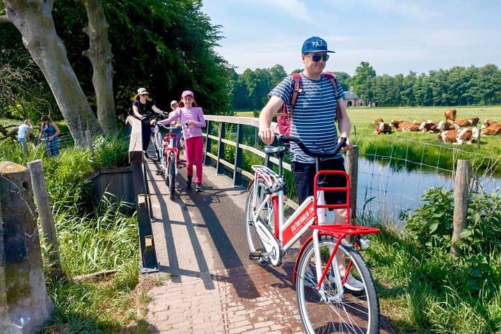 Haarlem Highlight Bike Tour: Old City Streets, Hofjes & Local Stories by Bike photo 3