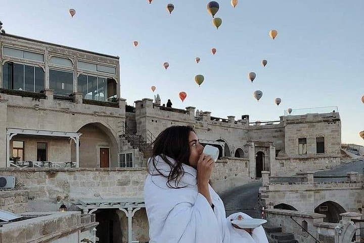 Cappadocia in 48 Hours: Cave Hotels, Fairy Chimneys & Sunrise Balloons photo 3
