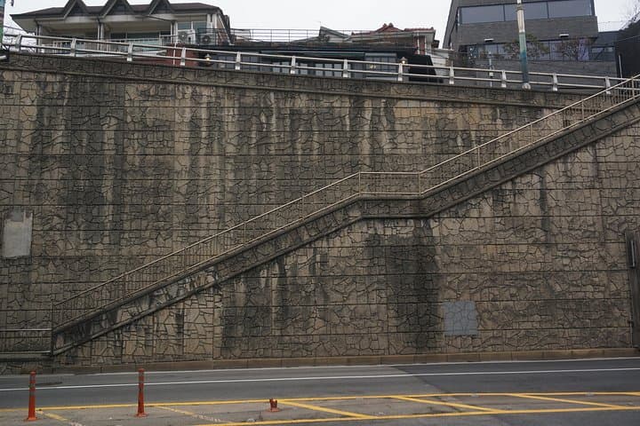 Parasite Film Locations & 3 Peaks Private Tour in Seoul photo 3