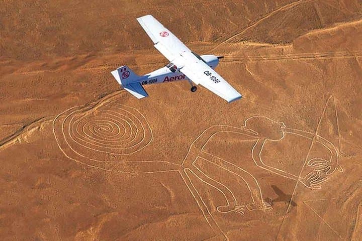 Full-Day Huacachina & Nazca Lines Overflight from Lima photo 5